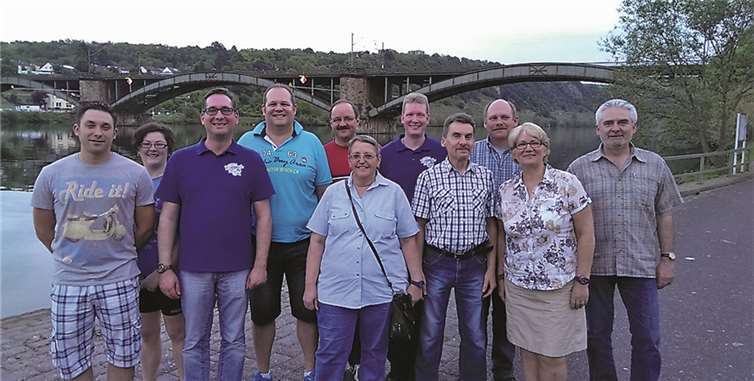 Der neu gewählte Vorstand der Gülser Husaren. privat