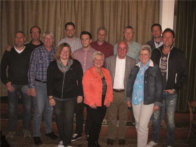 Der neu gewählte Vorstand des SV Wormersdorf 1946.privat