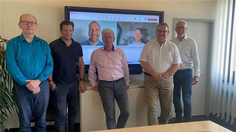 Der neu gewählte Vorstand des Vereins IT Region Koblenz/Mittelrhein e.V. hat seine erste hybride Arbeitssitzung abgehalten. Foto: privat