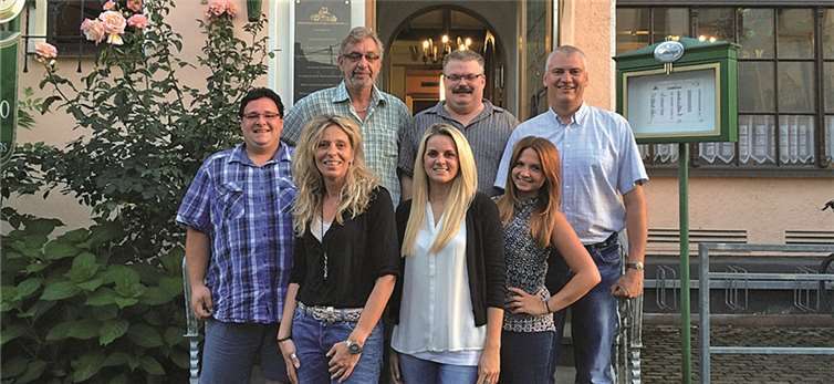 Der neu gewählte Vorstand (v.l.) Sven Heininger, Fritz Esley, Petra Wuitschick, Björn Dielmann, Ricarda Formella, Oliver Schröder.  Privat