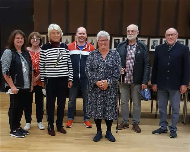 Der neu gewählte Vorstand (v.l.n.r.): Petra Ries, Marion Faust, Renate Krupp, Dr. Stefan Samel, Monika Boos, Robert Schuster. Es fehlen: Hermann-Josef Illgen, Franz-Gerd Kraemer und Dr. Nadine Samel.Quelle: Stadt Bendorf