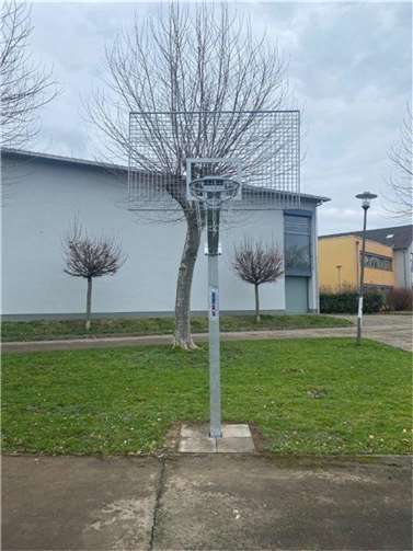 Der neue Basketballkorb. Quelle: Ortsgemeinde Plaidt