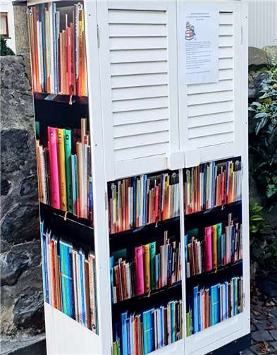 Der neue Bücherschrank in Erpel. Foto: privat