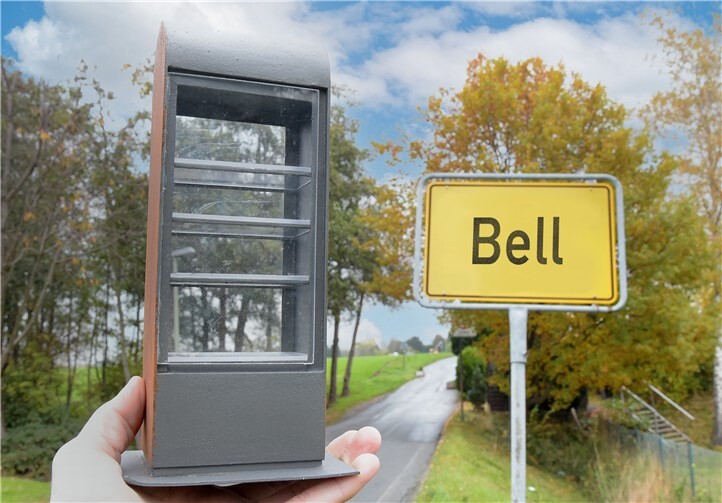 Der neue Bücherschrank von Westenergie in Bell lädt zum Tauschen und Schmökern ein.Foto: Westenergie