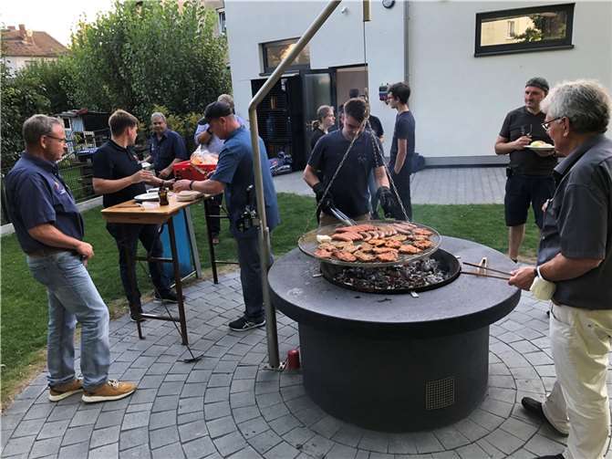 Der neue Grillplatz wurde erstmals in Betrieb genommen.
