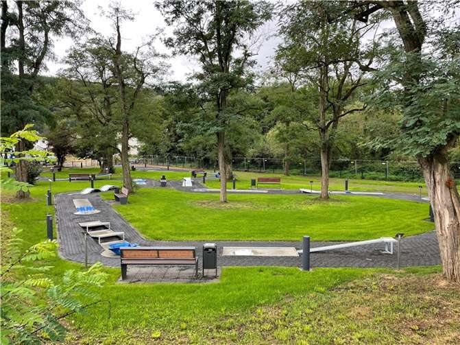 Der neue Minigolfplatz in Bad Bodendorf.  Foto: ROB