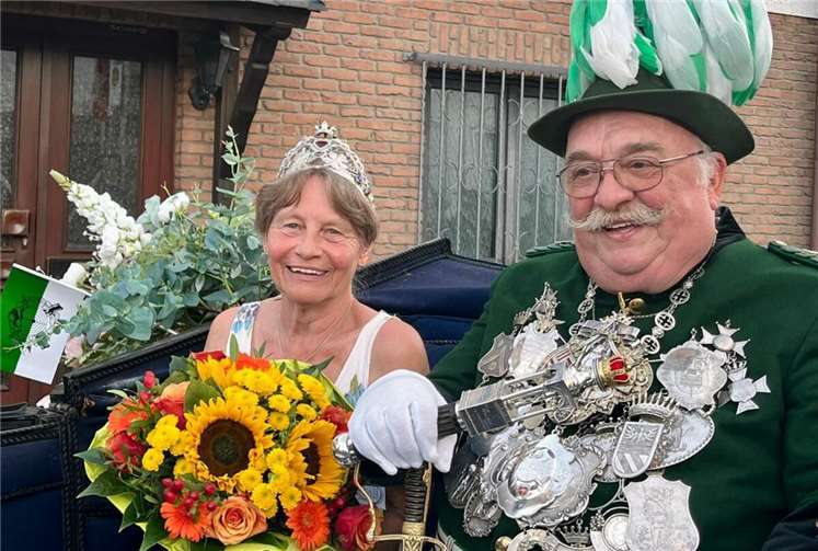 Der neue Schützenkönig Martin Tillmann mit seiner Königin Simone. Fotos: privat
