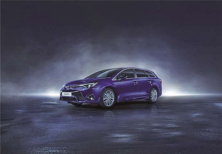 Der neue Toyota Avensis. privat