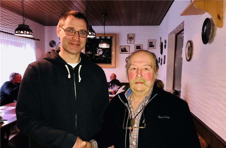 Der neue Vorsitzende Manfred Larscheid und sein Vorgänger Reiner Klein (v.l.).