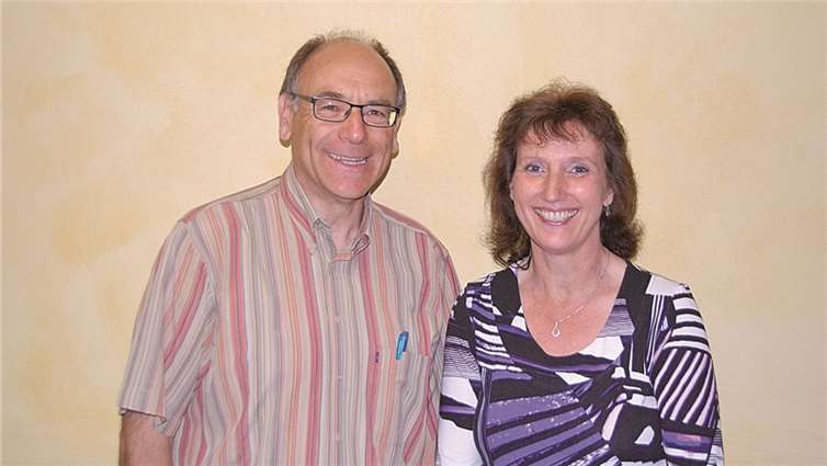 Der neue Vorsitzende der Tischtennisfreunde Dedenbach, Heinz Adams, mit Schatzmeisterin Claudia Meier.privat