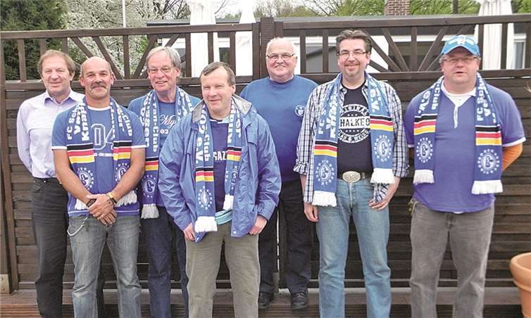 Der neue Vorstand Andreas Lauermann, Ingo Schlösser, Gert Frantzen, Georg Fuchs, Kalli Heinemann, Holger Nonnen und Christian Fuchs (v.li.n.re.). privat