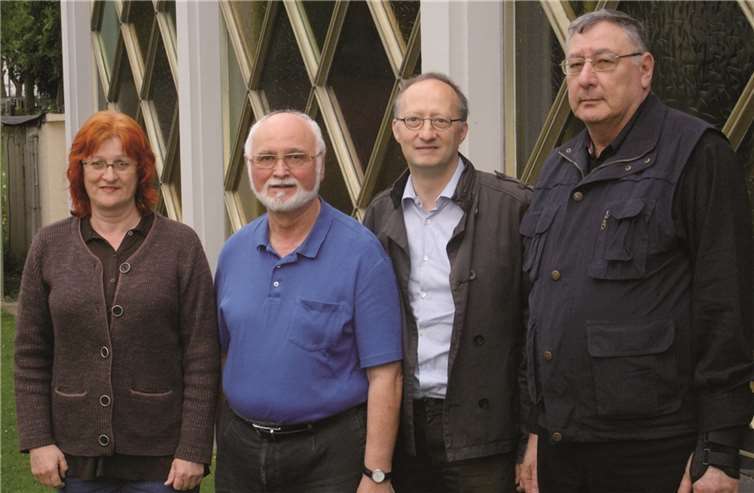 Der neue Vorstand: Stefanie Maltha, Pfarrer Hans-Werner Schlenzig, Pfarrer Wolfgang Hüllstrung, Kantor Joseph Pasternak.privat