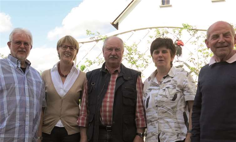 Der neue Vorstand: (V.l.) Vorsitzender Norbert Steinmetz, Ulla Bauer, Günter Buschbaum, Barbara Kreckler und Volkmar Pies.privat