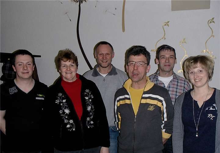 Der neue Vorstand der KG Blau-Weiß Niederlützingen stellt sich vor. privat