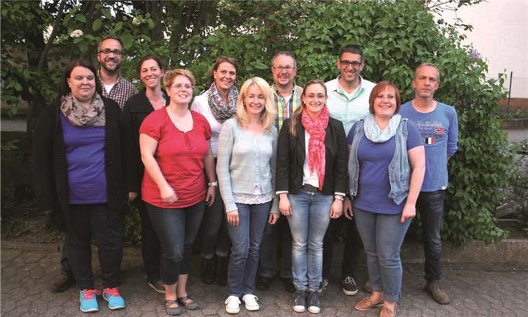 Jahreshauptversammlung im Eiltempo Der neue Vorstand der KG „Jeckige Globistere“ Waldorf (v.li.): Alexandra Nachtsheim, Andreas Wehlen, Patricia Grebe, Sandy Weber, Therese Flöck, Bianca Wehlen, Arnold Mehren, Tanja Felten, Gerald Harzheim, Judith Kreiensiek und Ralf Nachtsheim. WK