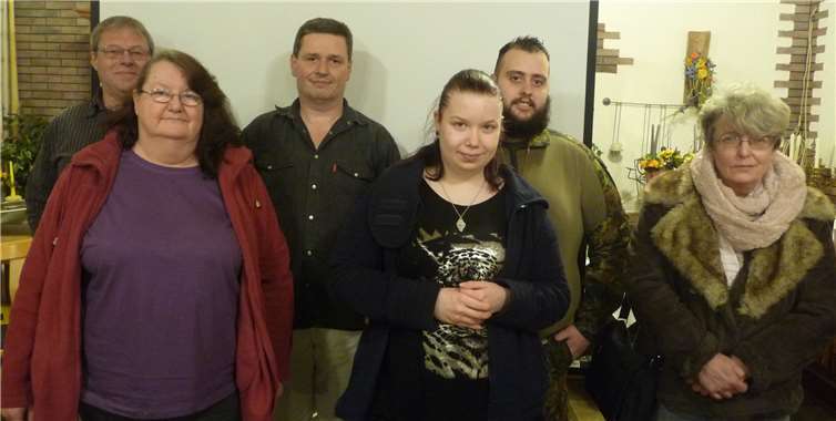 Der neue Vorstand der NaturFreunde Kettig: (hintere Reihe v. l.) Achim Theisen, Oliver Hartmann, Gian Luca Zembo, (vordere Reihe v. l.) Silvia Nesseler, Jennifer Nesseler und Jasminka Strempel. privat