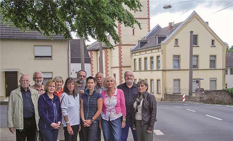 Der neue Vorstand der Niederberger SPD um Vorsitzende Ines Lindemann-Günther (5. v. r.) hat die Arbeit aufgenommen. privat