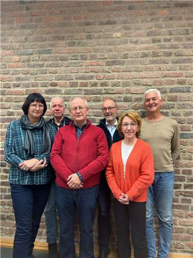 Der neue Vorstand der ÖFH (von links nach rechts): Ulrike Bäumler, Michael Heithausen,Werner Rex, Pfr. Friedemann Bach, Susanne Müller, Hermann Efferz. Es fehlt: Marita Falk-Solheid. Foto: privat