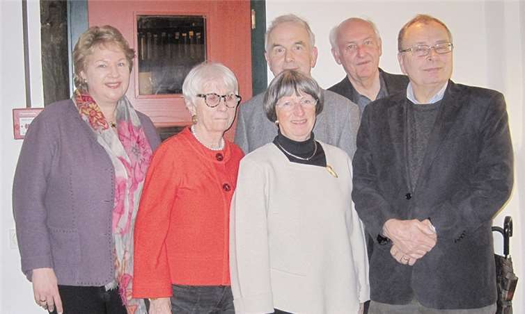 Der neue Vorstand der Partnerschaftsvereinigung (v. l.): Ulrike Eschweiler, Mechtild Nikolaus, Hedwig Schmitt-Wojcik, Rudolf Funke, Bernd Kreimer, Peter Eschweiler. privat