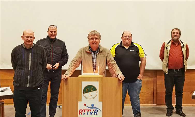 Der neue Vorstand der Region: (v.l.n.r.) Andreas Ueberbach, Günter Lung, Ingo Terschanski, René Dietrich und Bernd Linnarz. Foto: BL