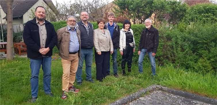 Der neue Vorstand der SPD Feldkirchen: v.l.: Marc Backes, Raffaele Zampella, Peter Hilbich, Hannelore Gröhbühl, Florian Haubrich, Petra Jonas und Hans-Joachim Simon. Foto: SPD