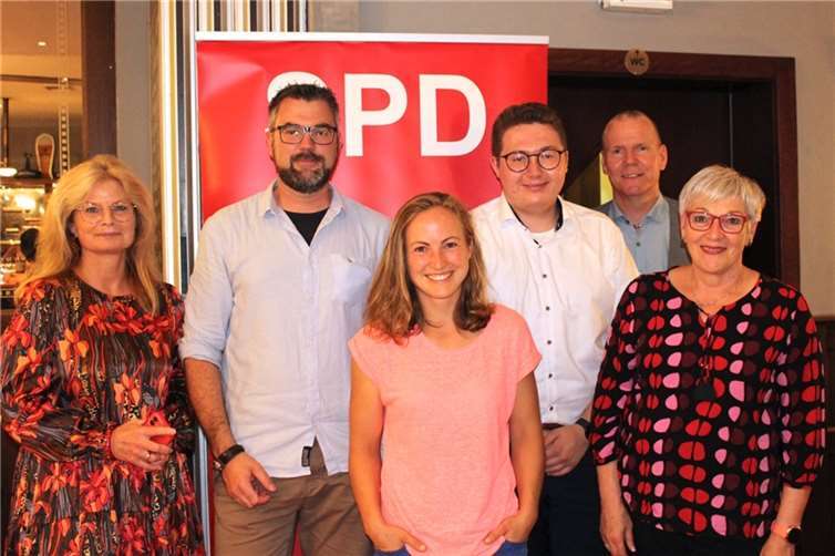 Der neue Vorstand der SPD Mayen (v.l.): Martina Luig-Kaspari, Oliver Schick, Ina Rüber, Elias Wilbert, Uli Greßler und Elisabeth Syri. Foto: privat
