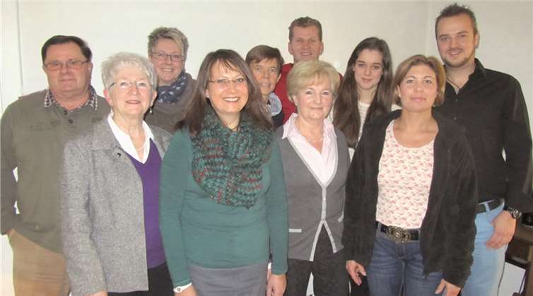 Der neue Vorstand der Tennisabteilung des SV Vettelschoß-Kalenborn (rechts die künftigen Jugendwarte Barbara Hähner und Andreas Bondza). privat