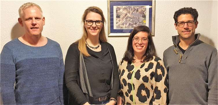 Wechsel an der Vorstandsspitze  Der neue Vorstand der Theatergruppe Westum (v.r.): Diek Hansen, Daniela Dedenbach, Caroline Sommersberg, Wolfgang Staus, es fehlt Elisa Arzdorf. Foto: privat