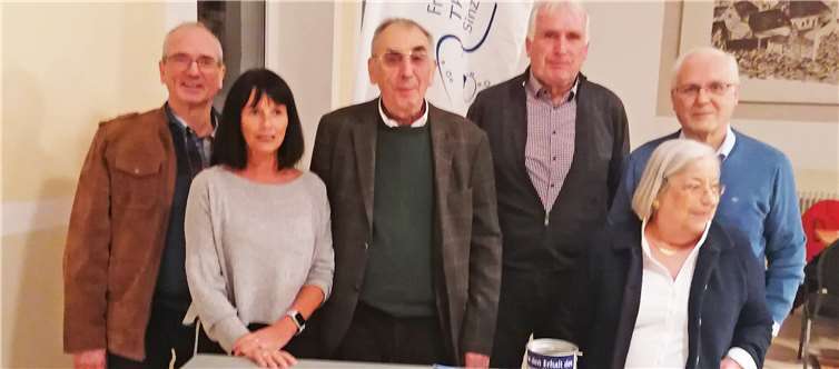 Der neue Vorstand der Thermalbadfreunde (v.l.n.r.): Jürgen Beyer, Elke Dünger, Hans Diedenhofen, Albert Strohe, Michael Zahrobsky und Marie-Luise Geef. Foto: -BL-