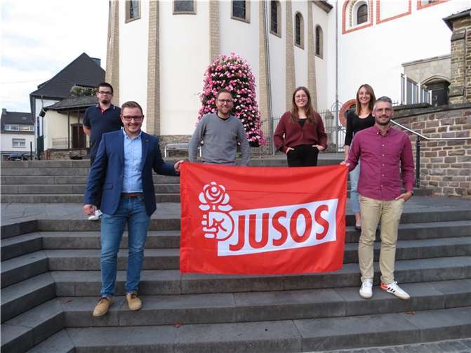 Der neue Vorstand des Bendorfer Juso Stadtverbands: (v.l.n.r.) Joshua Bein, Dominik Pretz, Kai Dommershausen, Antonia Ruppert, Nadine Lorscheid und Benjamin Lorscheid.Foto: privat