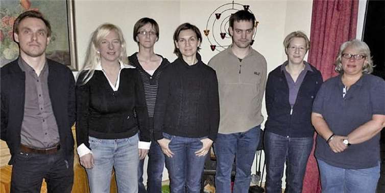 Der neue Vorstand des Fördervereins stellt sich vor (. l.): Christian Jordans (Vorsitzender), Barbara Kirfel (stellvertretende Vorsitzende), Sabine Schulze und Sylvia Haida (Beisitzerinnen), Markus Nolden (Kassierer), Anja Czekala (Schriftführerin) und Annette Zins (Kindergartenvertretung). privat