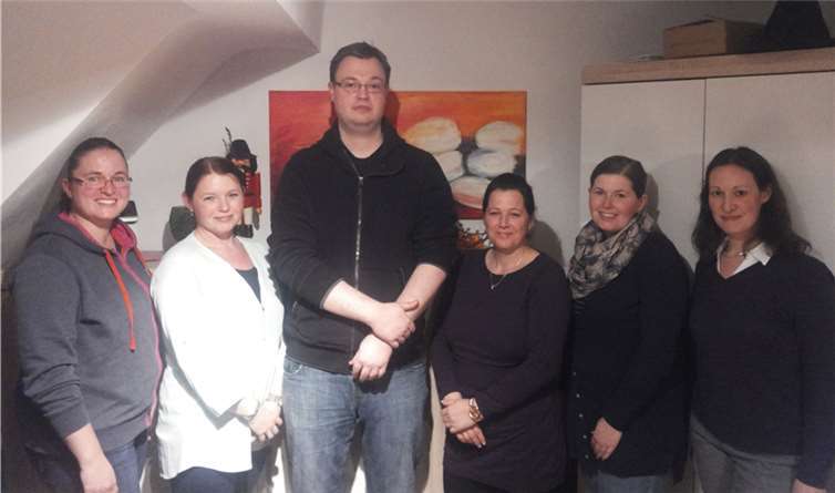 Ramona Hulsch ist neue Vorsitzende Der neue Vorstand des Fördervereins (v.l.n.r.): Stephanie Gloning, Jenny Jabbary, Alexander Staffeldt, Ramona Hulsch, Kristina Heuvel, Nicole Bachem. privat