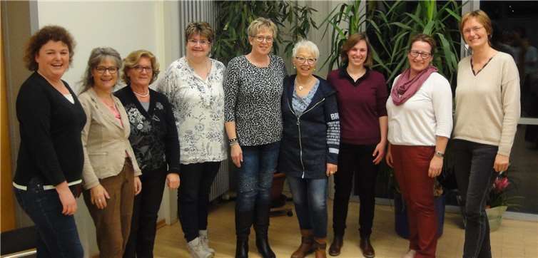 Der neue Vorstand des Frauenchors „Cäcilia“ Gladbach (v.l.): Heike Breucker, Hildegard Hillen, Hannelore Guting-Blum, Anja Fuchs, Petra Zeck, Erika Over, Helena Schwan, Regina Blum und Sonja Hillen.Fotos: privat