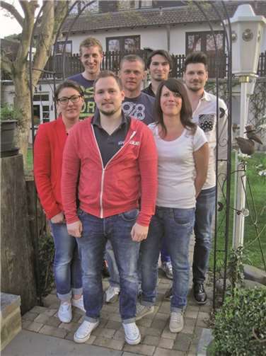 Der neue Vorstand des JGV Insul bereitet sich auf das diesjährige Oktoberfest vor. privat