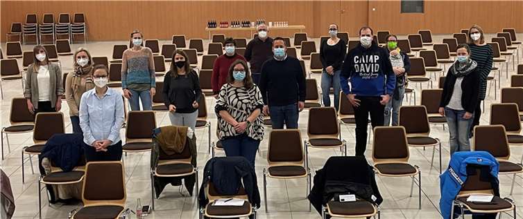 Der neue Vorstand des Kreiselternausschusses für den Kreis Neuwied (von links): Vera Burkard, Karola Stümper, Mandy Horn, Katharina Adendorf, Alexandra Stinner, Kerstin Wiertalla, Daniela Decker, Michael Freund, Christoph Zimmer, Linda Zech, Dominic Wittekindt, Svenja Mertensacker, Nadine Lincke, Yvonne Ho. Nicht im Bild: Marina van Berk, Yvonne Heider, Anja Reents, Sebastian Runkel.Quelle: Kreis Neuwied