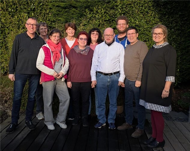 Der neue Vorstand des MGV Stromberg (von links): Michael Geier, Schriftführer; Rita Thesing, Mitgliederbetreuung; Claudia Geier, Kassenwartin; Angelika Abler, stv. Kassenwartin; Elisabeth Körner, Notenwartin, Jutta Schmidt stv. Notenwartin; Markus Kleudgen, stv. Schriftführer; Jens Thesing, Internetbeauftragter; Hans-Peter Kuhl, Vorsitzender; Irma Anka, stv. Vorsitzende.  Foto: Conny Theis-Kuhl