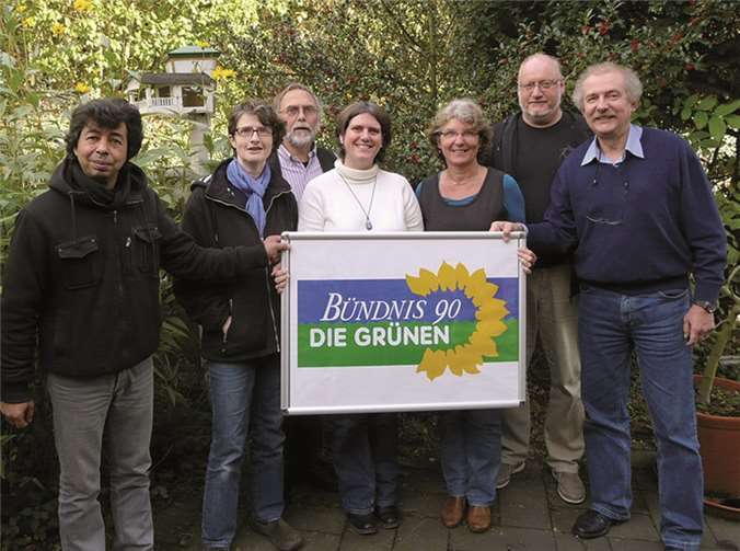 Der neue Vorstand des Remagener Grünen-Ortsverbandes (v.li.): Ali Tzinali, Konstanze Ameskamp, Jörg Dargel, Iris Losen, Karin Keelan, Heinz Peter Bauer und Frank Bliss. privat