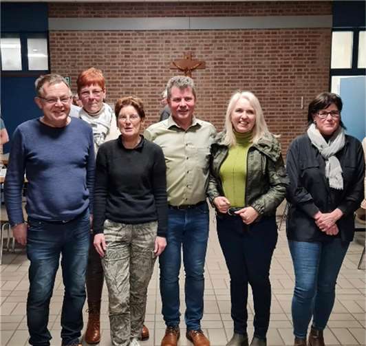 Der neue Vorstand des Rheinbreitbacher Bürgervereins: Klaus Dobbelog (v.l., stellvertretender Kassenwart), Heike Dobbelog (stellvertretende Vorsitzende), Susanne Schuh (Schriftführerin und Chronistin), Jürgen Kirsch (Vorsitzender), Lenka Voussem (stellvertretende Beisitzerin) und Birgit Piela (Kassenwartin).  Fotos: Bürgerverein