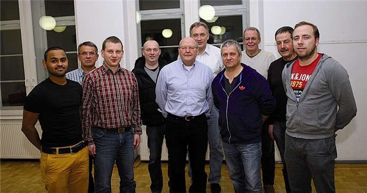 Der neue Vorstand des TuS Löhndorf wurde im Rahmen der doppelten außerordentlichen Mitgliederversammlung gewählt. RÜ