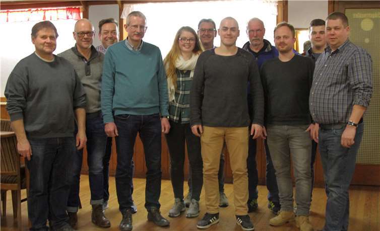 Der neue Vorstand um Ingo Wolf und Achim Geil (r. und l.). Foto: AB