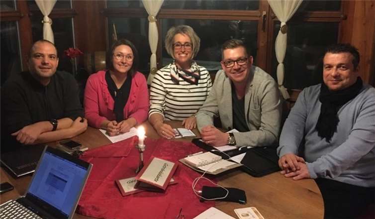 Der neue Vorstand um Marco Deckers (Zweiter von rechts) freut sich auf viele tolle Veranstaltungen in Merl. Foto: privat