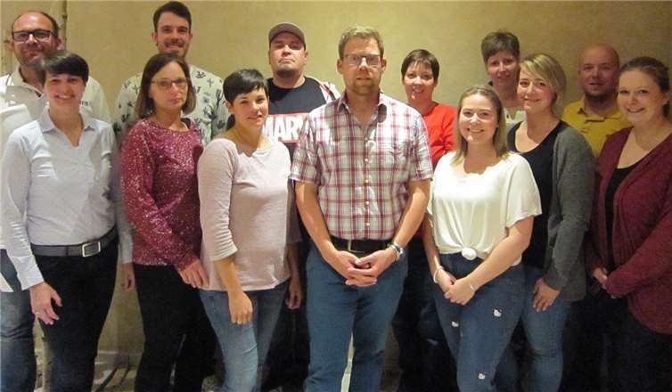 Der neue Vorstand (v. l.): Christian Göbel, Yvonne Stollenwerk, Kerstin Böffgen, Niklas Laux, Pamela Hilger, Timo Dietz, Marco Bonn, Katja Roßricker, Kristin Reuter, Heike Elzer, Felicia Mosen, Frederik Leersch, Katharina Deböser.Fotos: privat