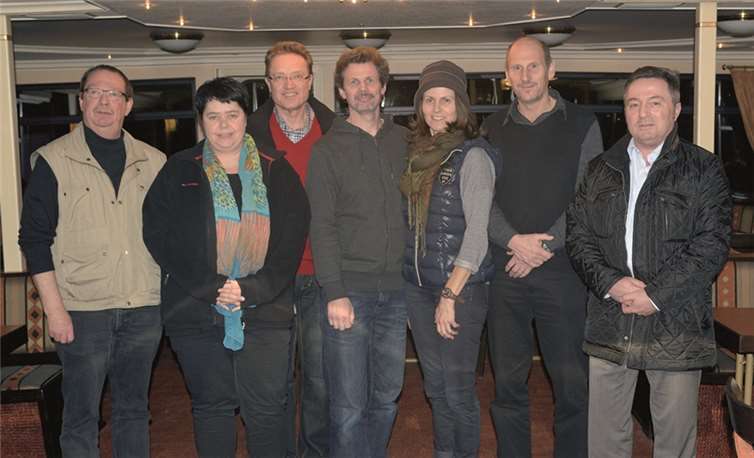 Der neue Vorstand (v. l.): Thomas Frank, 2. Vorsitzender, Sandra Hahn, Geschäftsführerin, Klaus Müssenich, 1. Beisitzer, Lutz Haushahn, 1. Vorsitzender, Elke Zengler, Kassenprüferin, Wilfried Münz, Schatzmeister, und Thomas P. Frank, 2. Beisitzer. privat