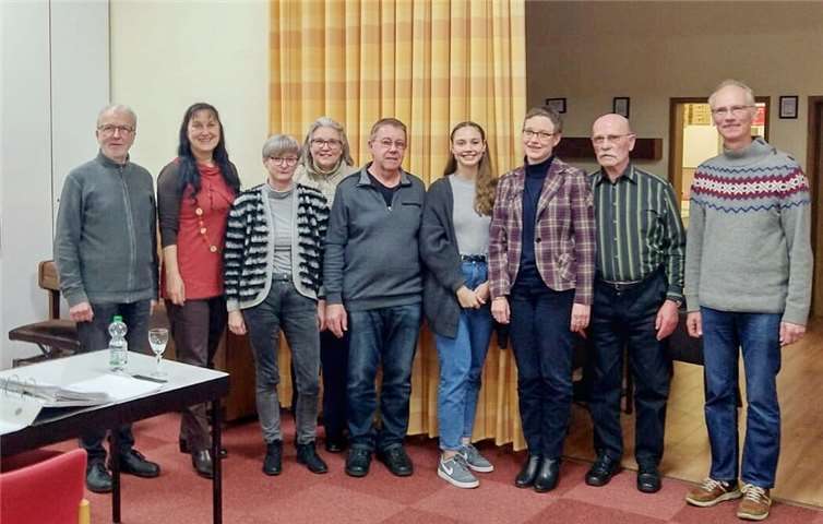 Der neue Vorstand (v.l.): Elmar Geilen, Angela Mosen, Iris Assenmacher, Maria Decker, Gerhard Lenz, Aileen Hillesheim, Esther Rausch, Toni Gierenstein und Achim Mosen.Foto: privat