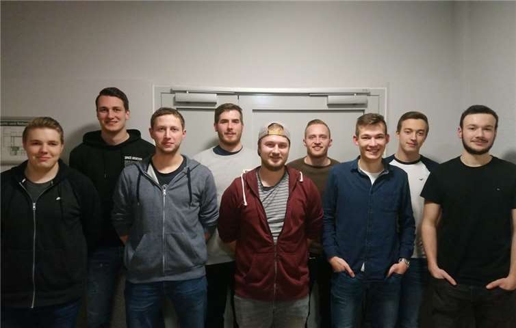 Der neue Vorstand v.l.: Leon Grüber, Christian Fischer, Simon Hardt, Kevin Franz, Adrian Hardt, Moritz Hardt, Lukas Scheid, Gideon Hardt, Moritz Reuschenbach