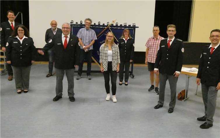 Der neue Vorstand: v.l. Mike Robe, Christiane Roßmeier, Dr. Helmut Steinbach, Klaus Schneider, Herbert Reuter, Nicola Gilles, Nicole Friedsam, Mike Kairies, Markus Nerger und Sascha Zimmer.