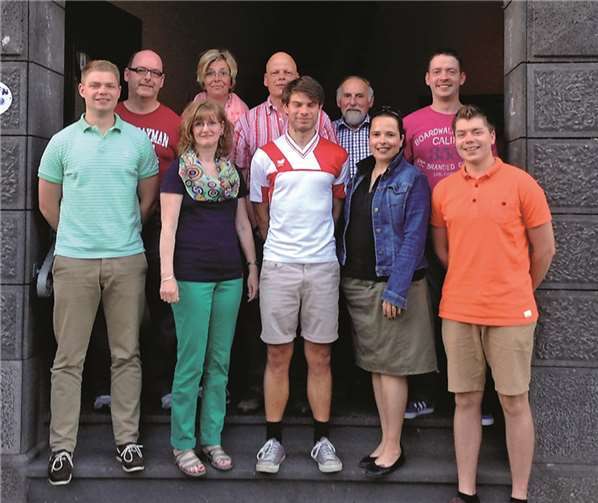 Der neue Vorstand: (v.l.) Sebastian Schomisch, Andreas Doll, Sabine Reuter, Viktoria Weidenbach, Thomas Racke, Louis Lischwe, Fred Kose, Daniela Kranz, Marco Kowall, Daniel Schomisch. Es fehlt: Jannis Lischwe.  Privat