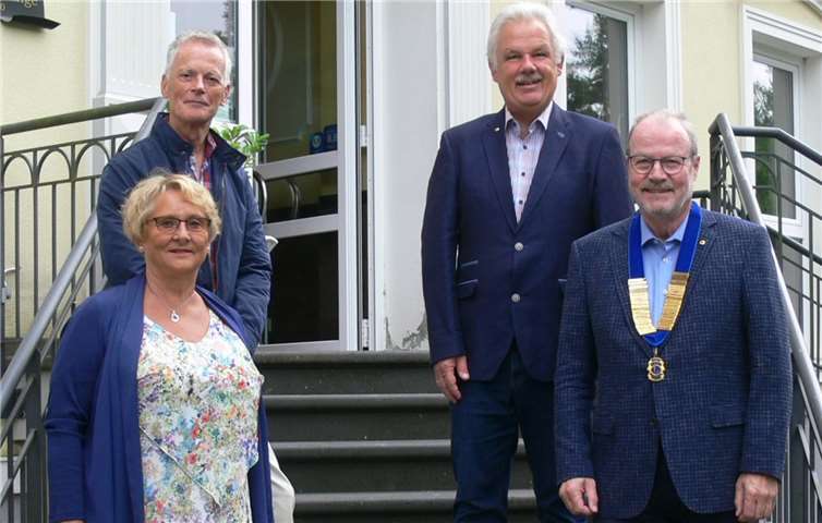 Der neue Vorstand (v.li.): Marlies Maruschke, Vizepräsidentin, Hubertus Frieling, Sekretär und Schatzmeister, Stefan Raetz, Clubmaster und Michael F. Firmenich, Präsident. Foto: privat