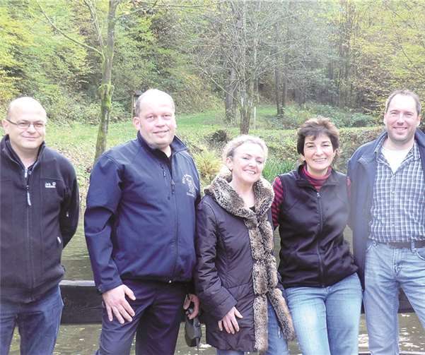 Der neue Vorstand (v.l.n.r.): Christian Werner, Stefan Gräbel, Dr. Waltraud Strickhausen, Uschi Bücher und Markus Thiede; es fehlten Lieselotte Bolländer und Joachim Ruhnau. privat