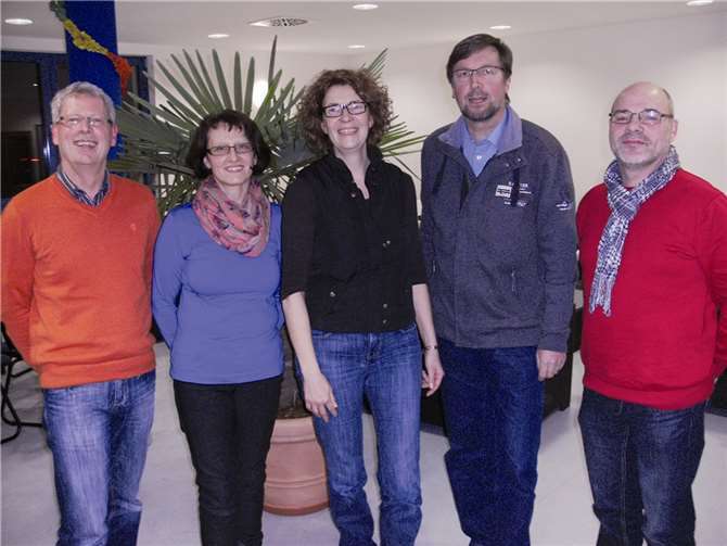 Der neue / alte Vorstand (v. li.): Karl Heinz Braun, Gertrud Schmitz, Ursel Kummetz, Klaus Hoffmann, Dieter Schmitz. privat